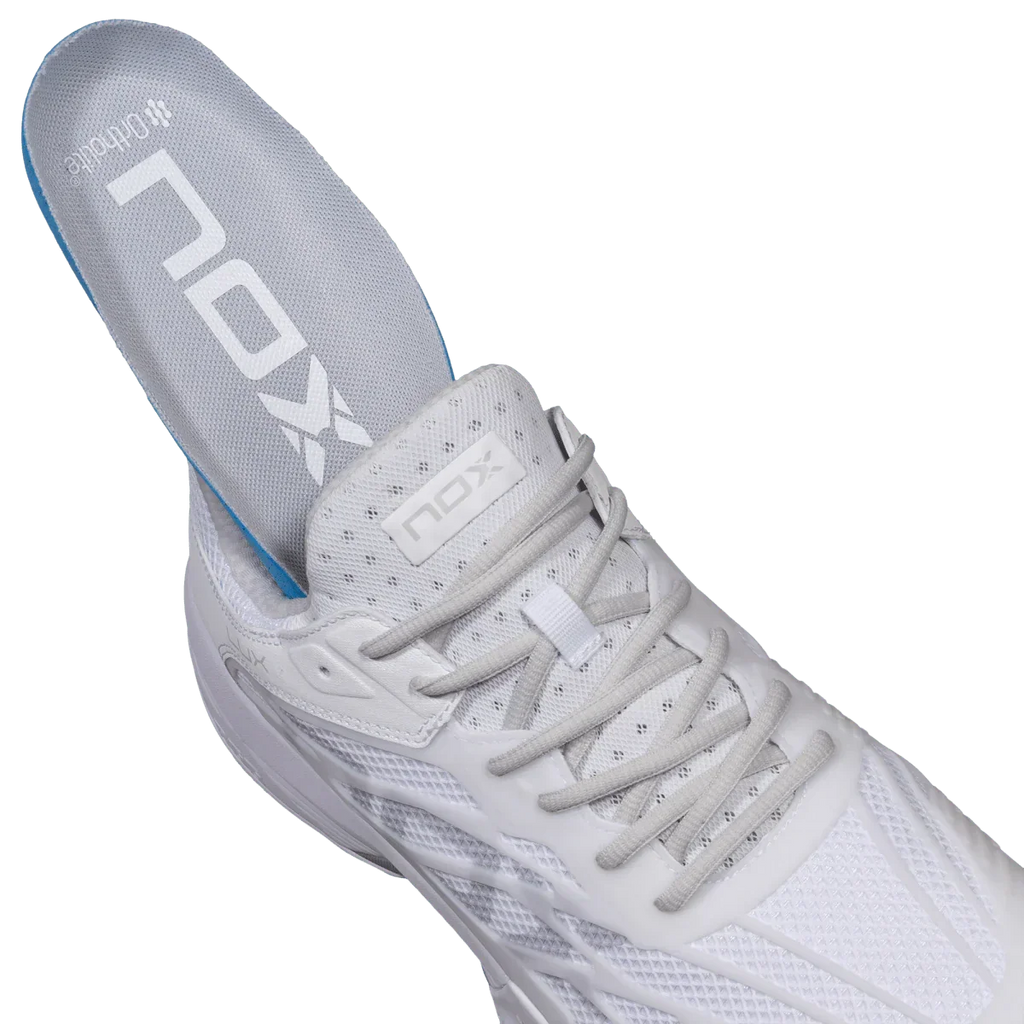 AT10 LUX 2 - White